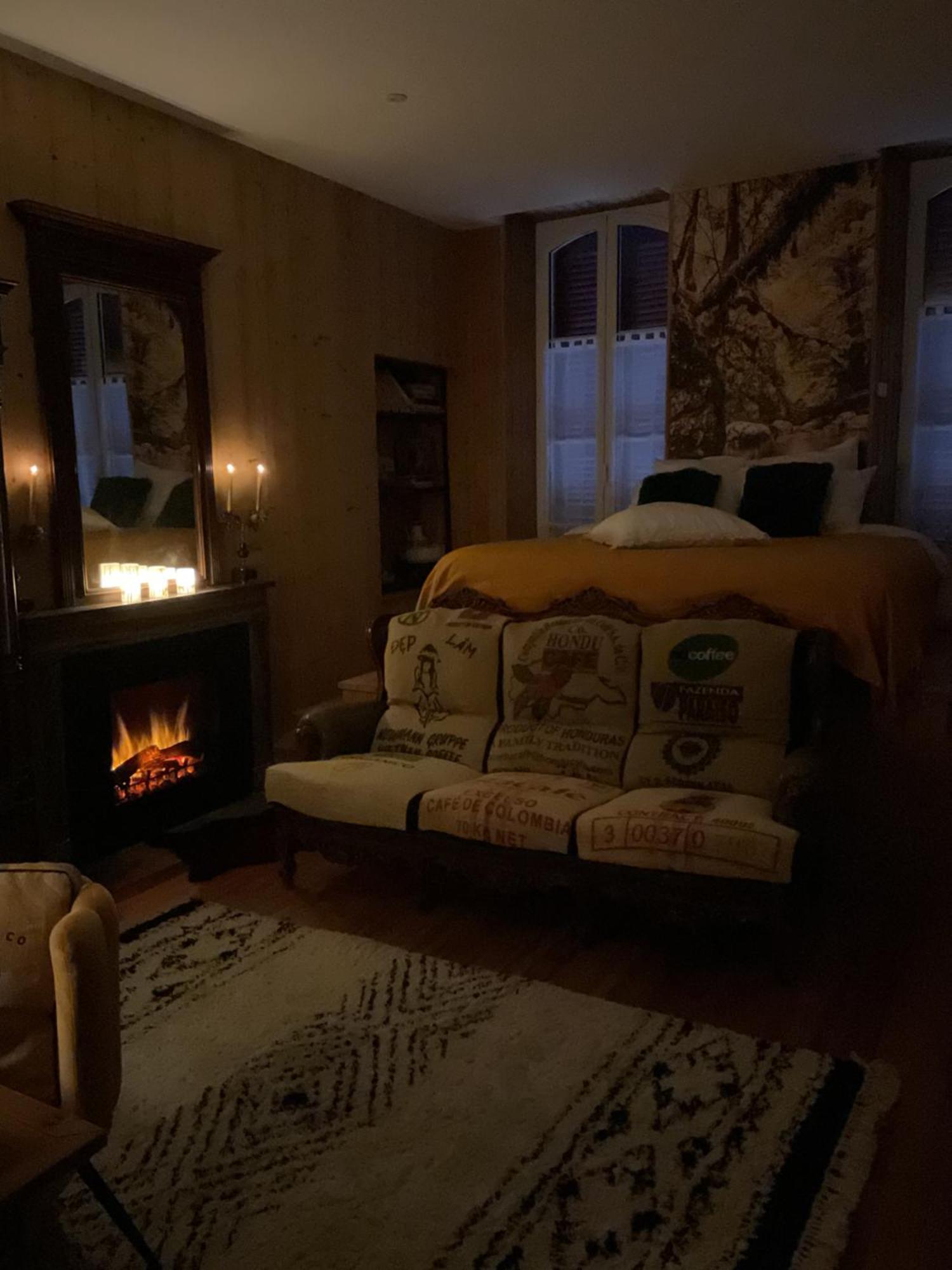 A Nouste Chambres D'Hotes Et Gite Only Adults Campan Εξωτερικό φωτογραφία