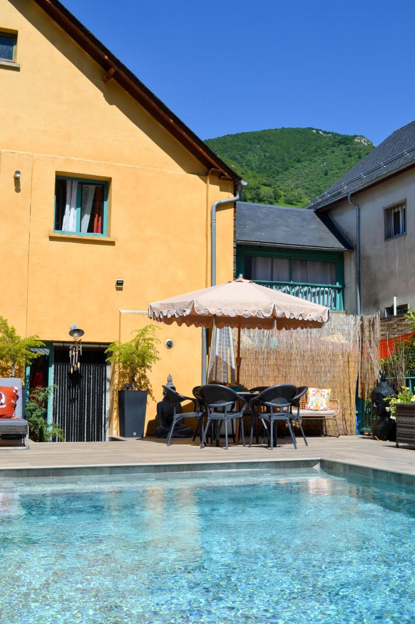A Nouste Chambres D'Hotes Et Gite Only Adults Campan Εξωτερικό φωτογραφία