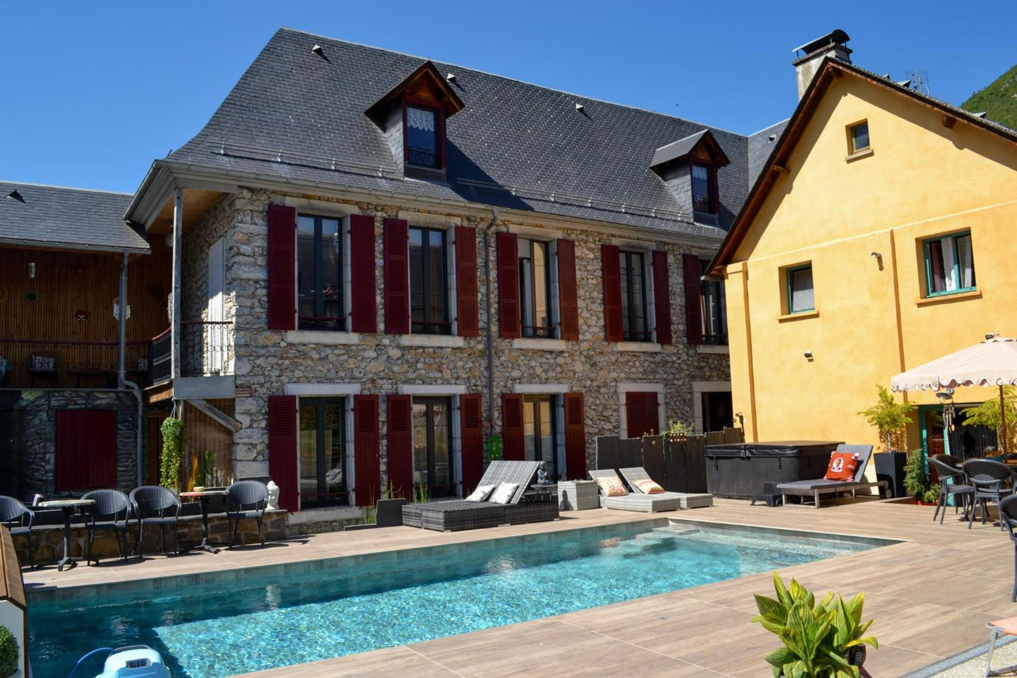 A Nouste Chambres D'Hotes Et Gite Only Adults Campan Εξωτερικό φωτογραφία