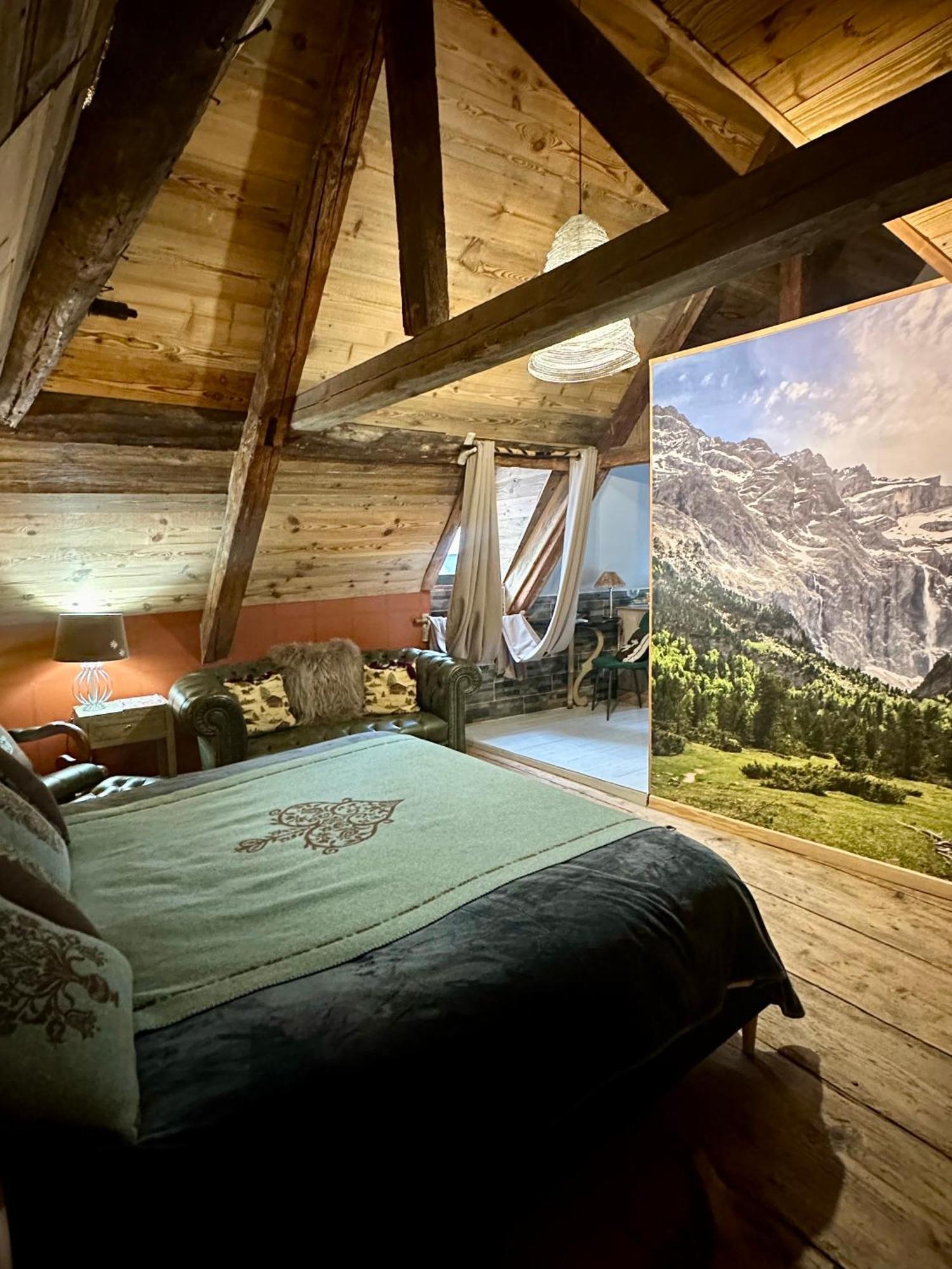 A Nouste Chambres D'Hotes Et Gite Only Adults Campan Εξωτερικό φωτογραφία