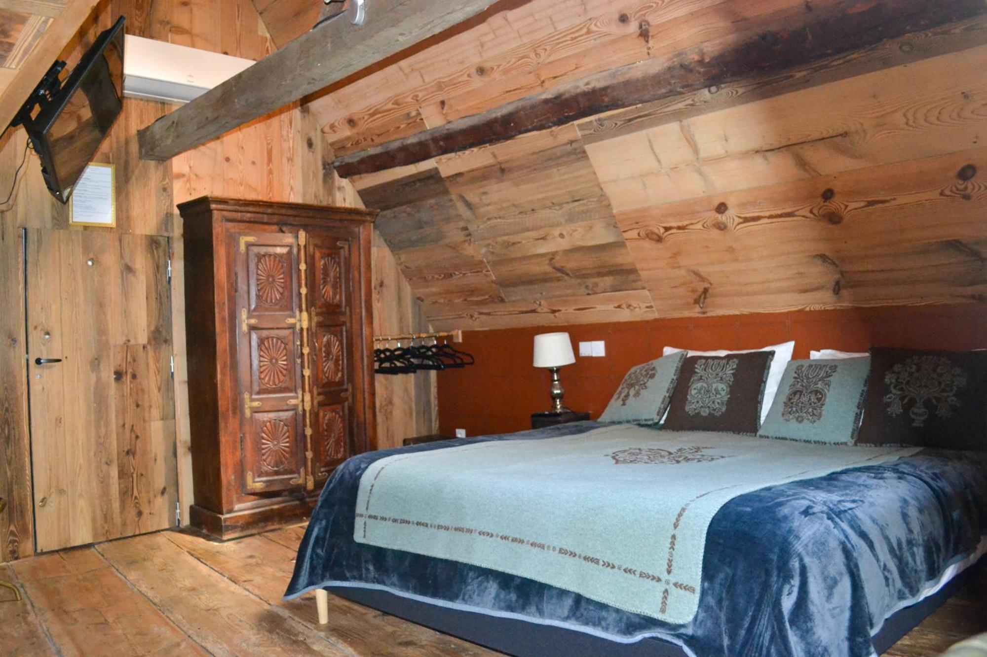 A Nouste Chambres D'Hotes Et Gite Only Adults Campan Εξωτερικό φωτογραφία