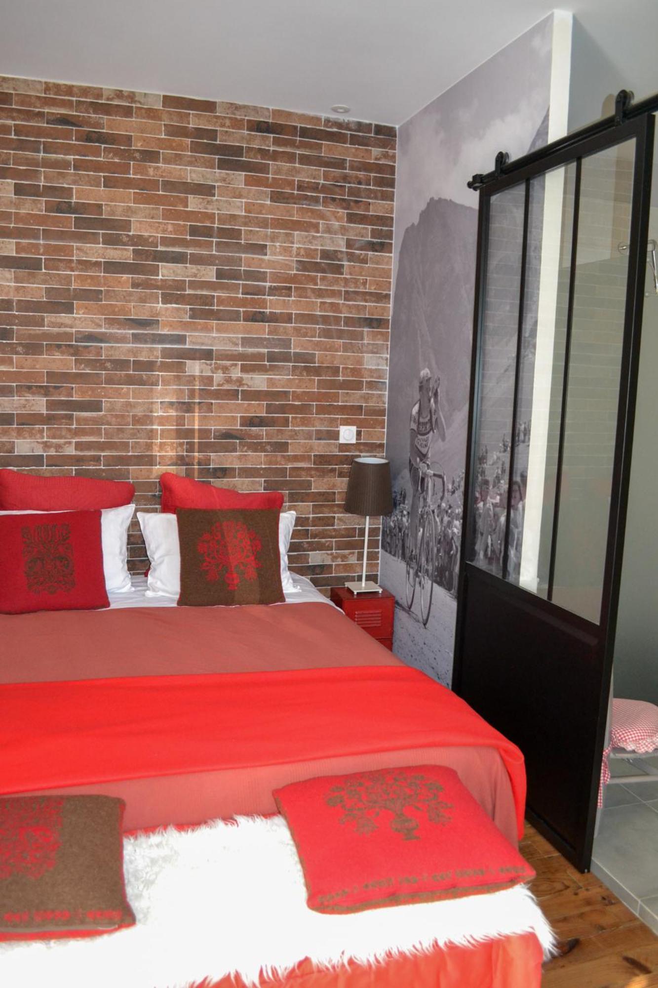A Nouste Chambres D'Hotes Et Gite Only Adults Campan Εξωτερικό φωτογραφία