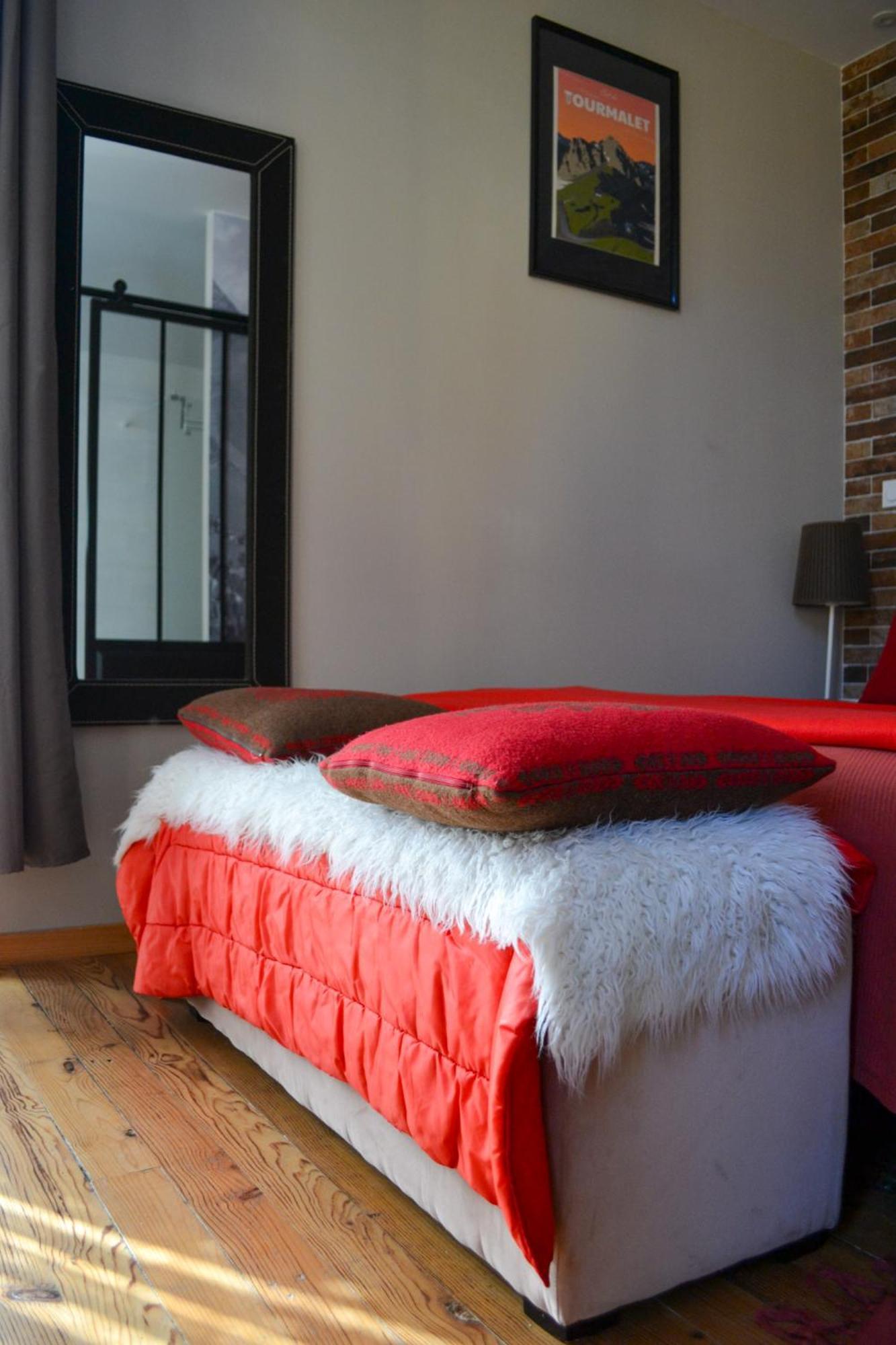 A Nouste Chambres D'Hotes Et Gite Only Adults Campan Εξωτερικό φωτογραφία